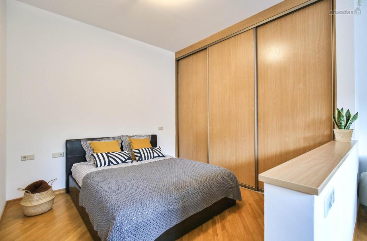 S3 Apartments Heart Of Old Town ヴィリニュス エクステリア 写真